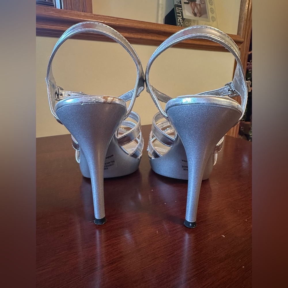 Sweetie’s Prom/Pageant Rhinestone Heels. Size 6.5. - Picture 3 of 5